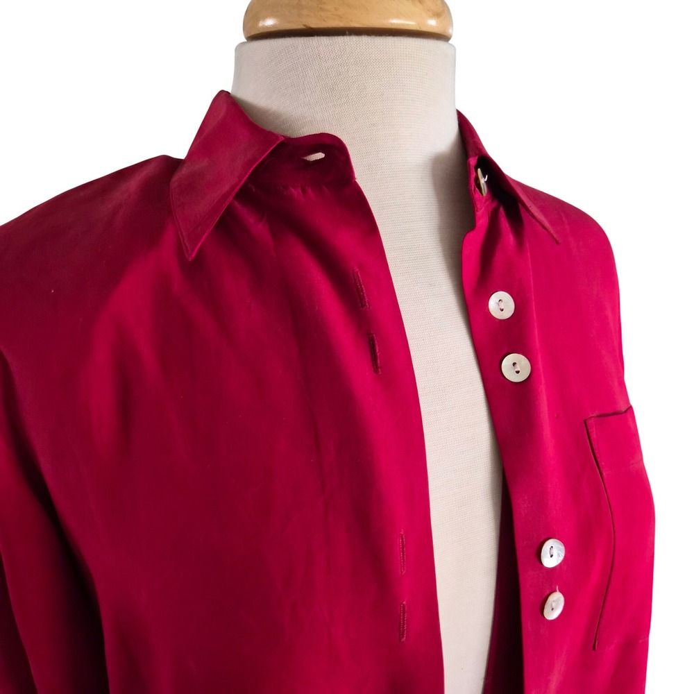 Petite Sophisticate Red 100% Silk Button Down Blouse Long Sleeve Shirt Size P - Picture 2 of 8